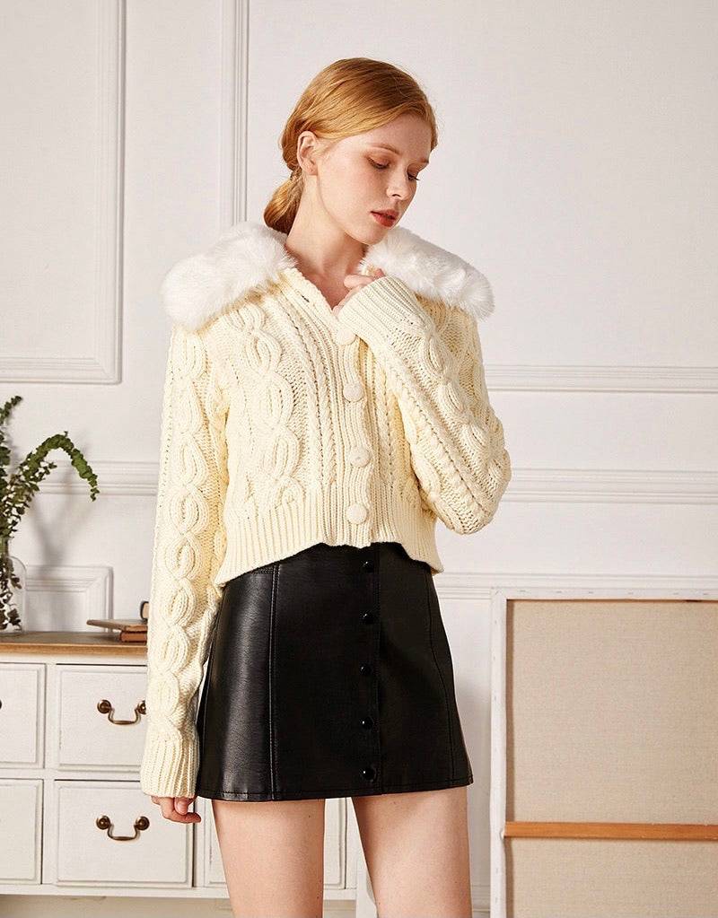 Beige Cable Knit Short Sweater With Faux Fur Collar