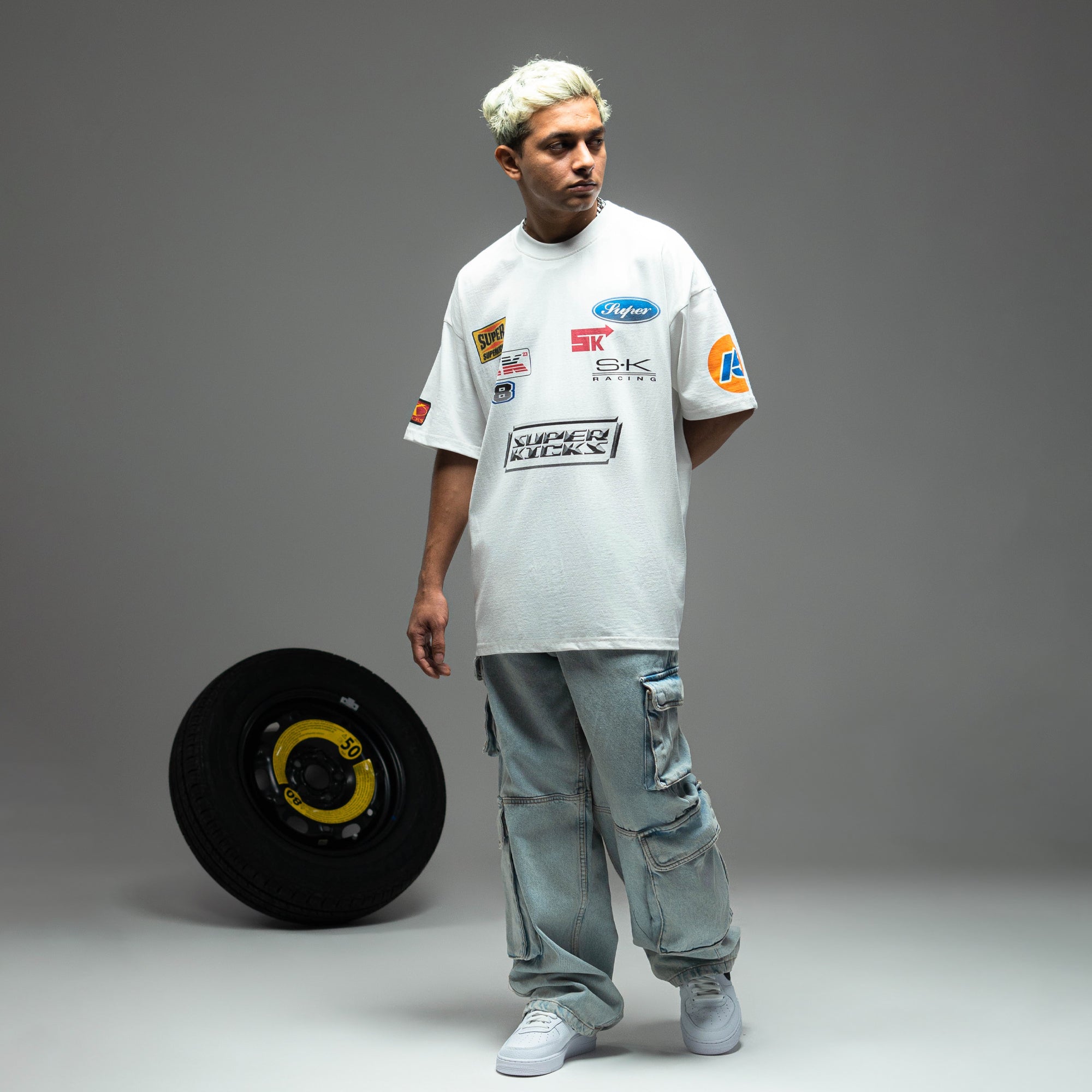 BUMPER STICKER TEE 'OFF WHITE'