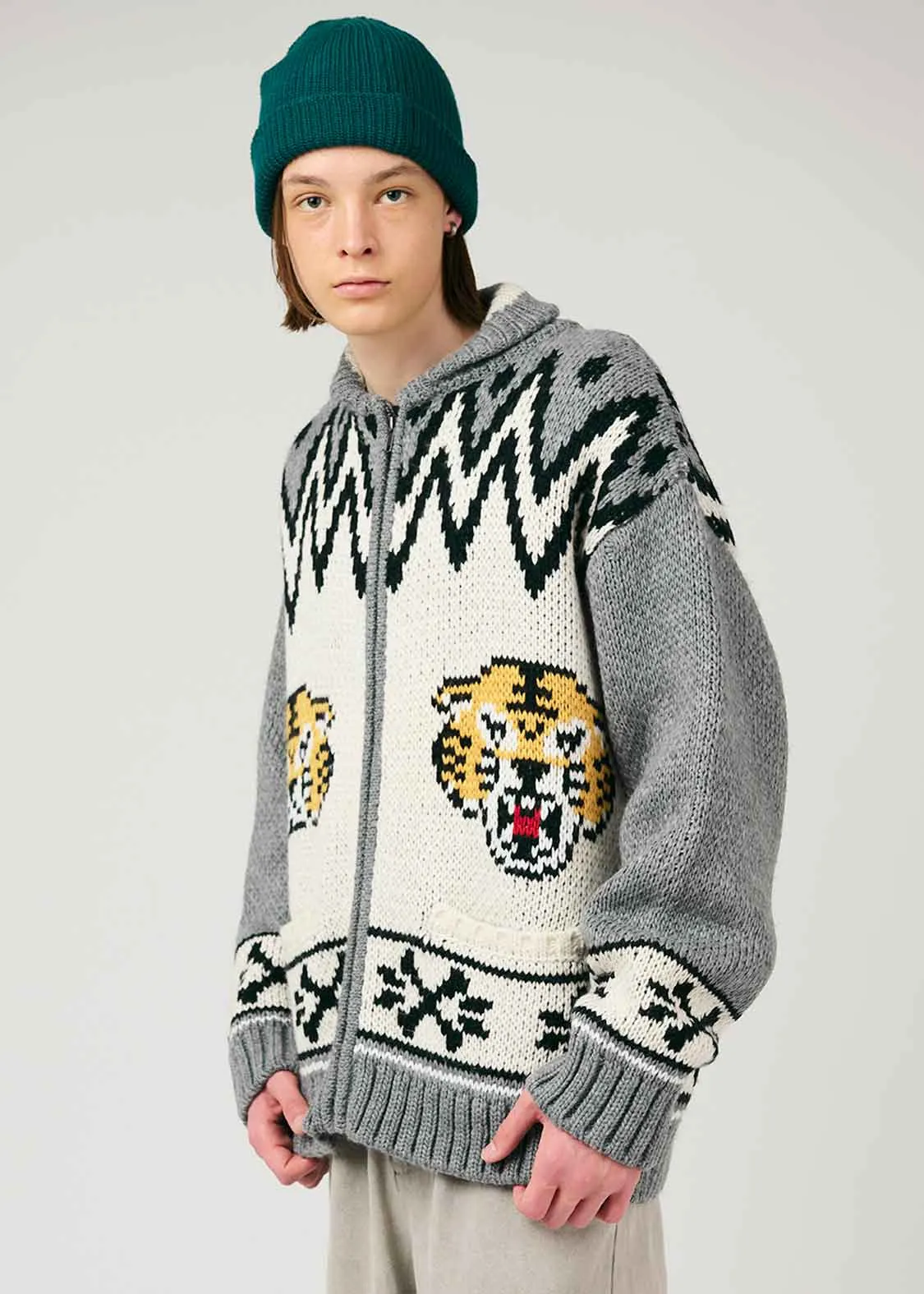 Cowichan Sweater (Awesome Tiger)