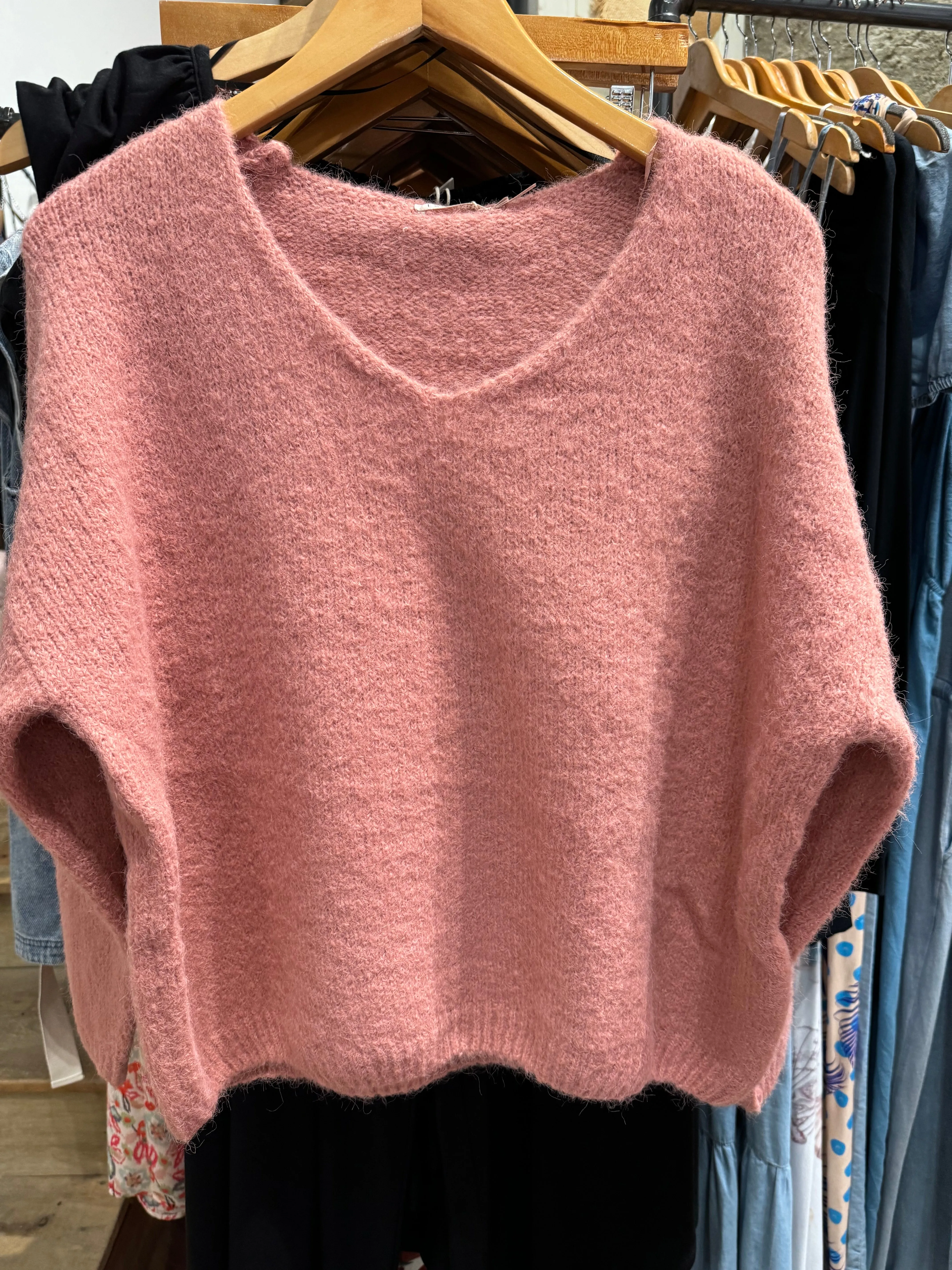 ESQUALO V NECK SWEATER