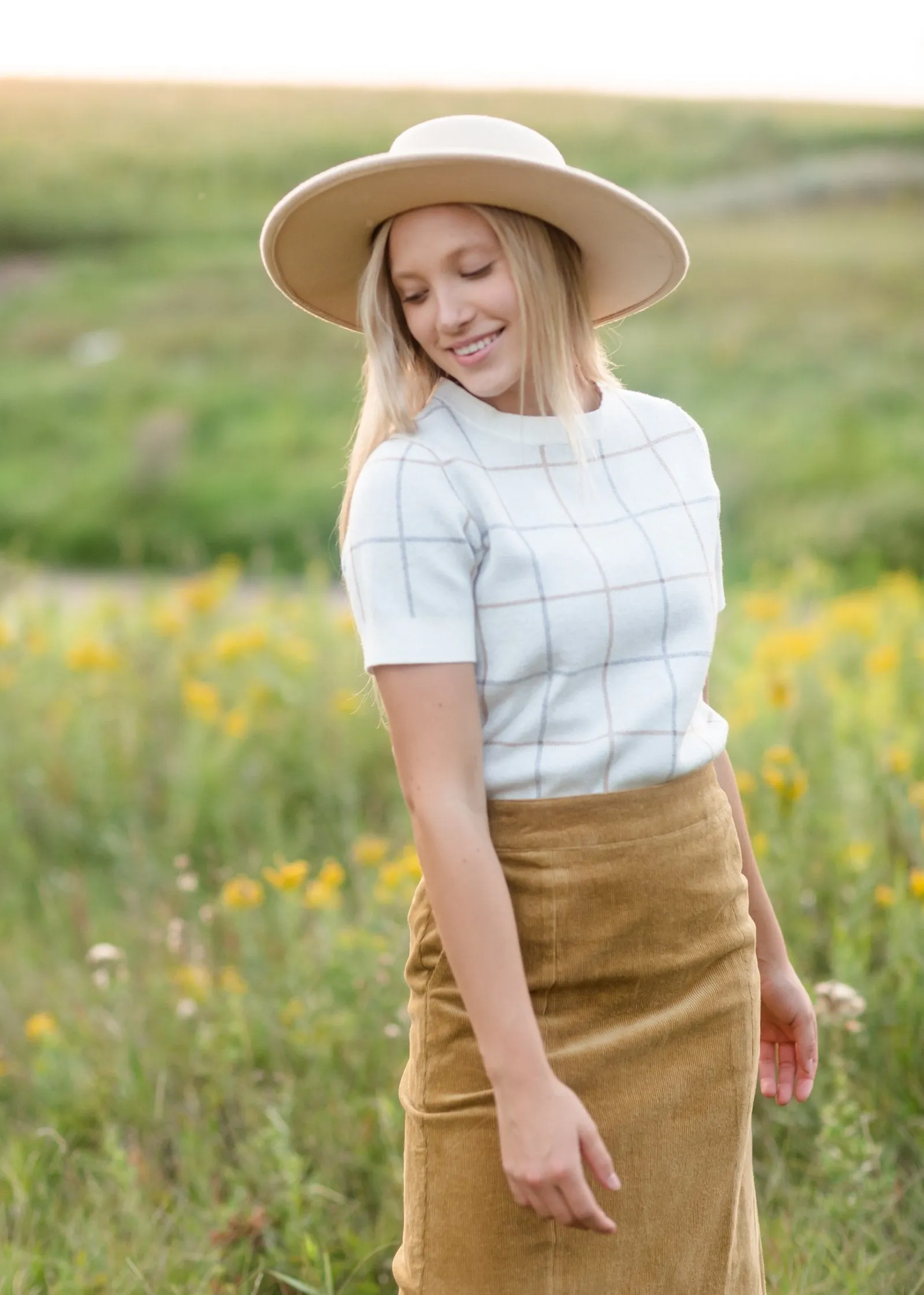 Ivory Plaid Short Sleeve Sweater