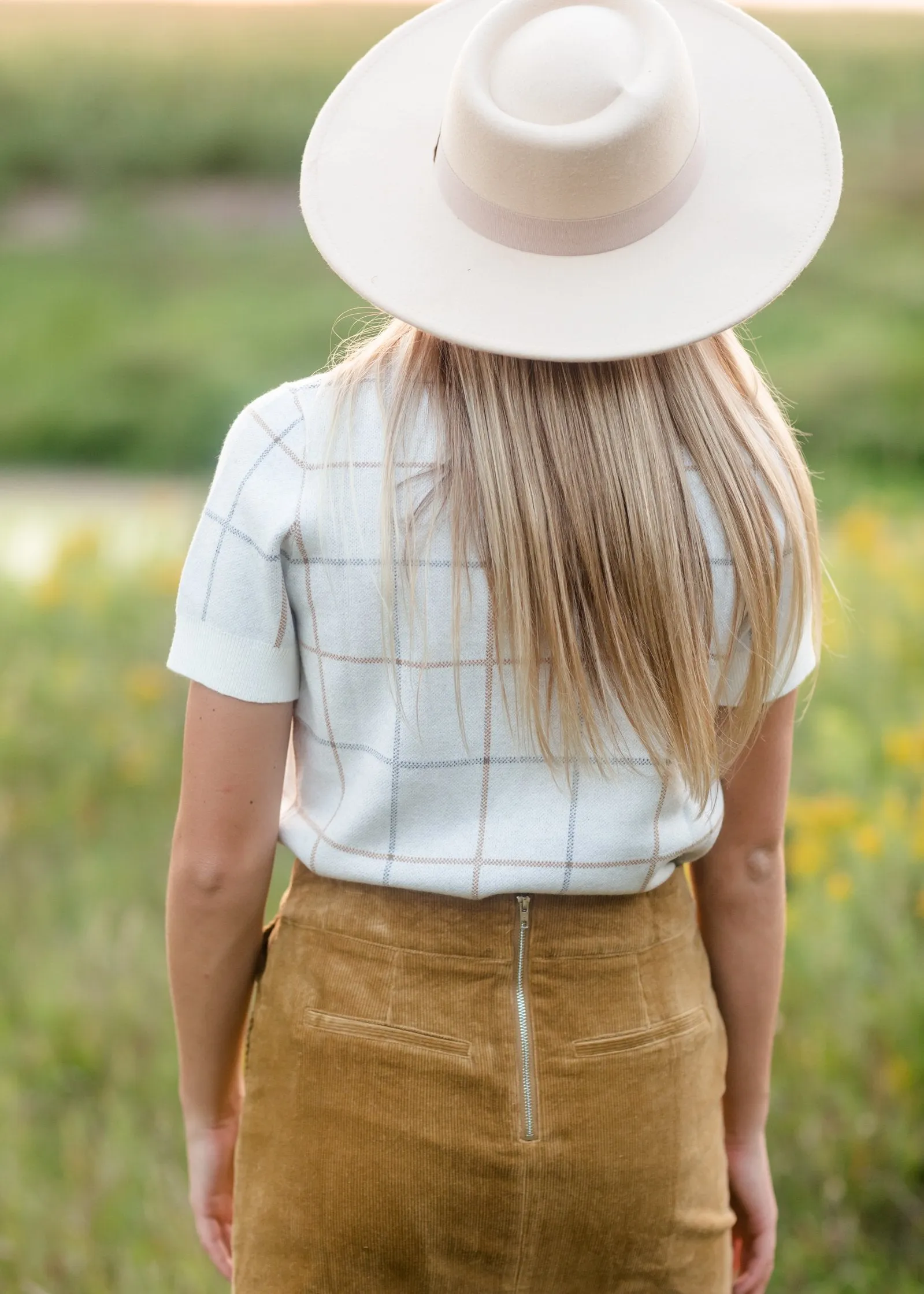 Ivory Plaid Short Sleeve Sweater