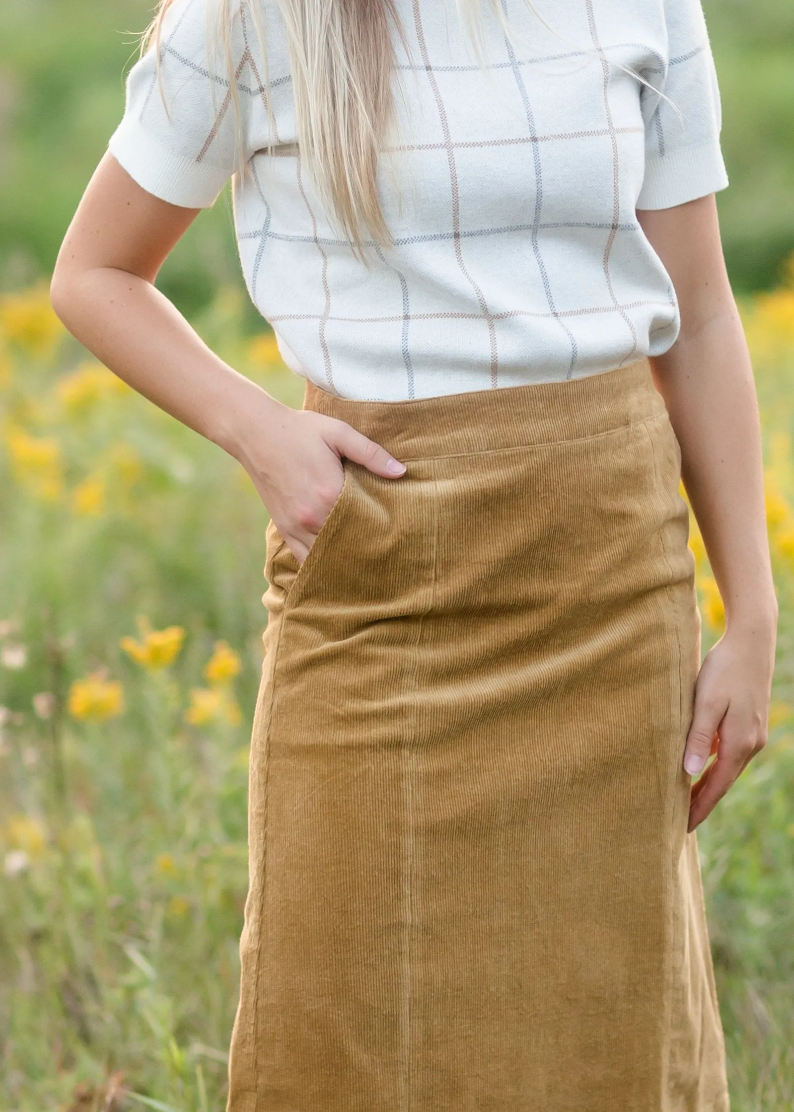 Ivory Plaid Short Sleeve Sweater