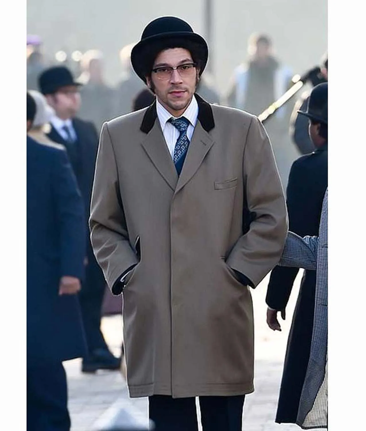 Jasper Cruella 2021 Joel Fry Coat | Abbraci