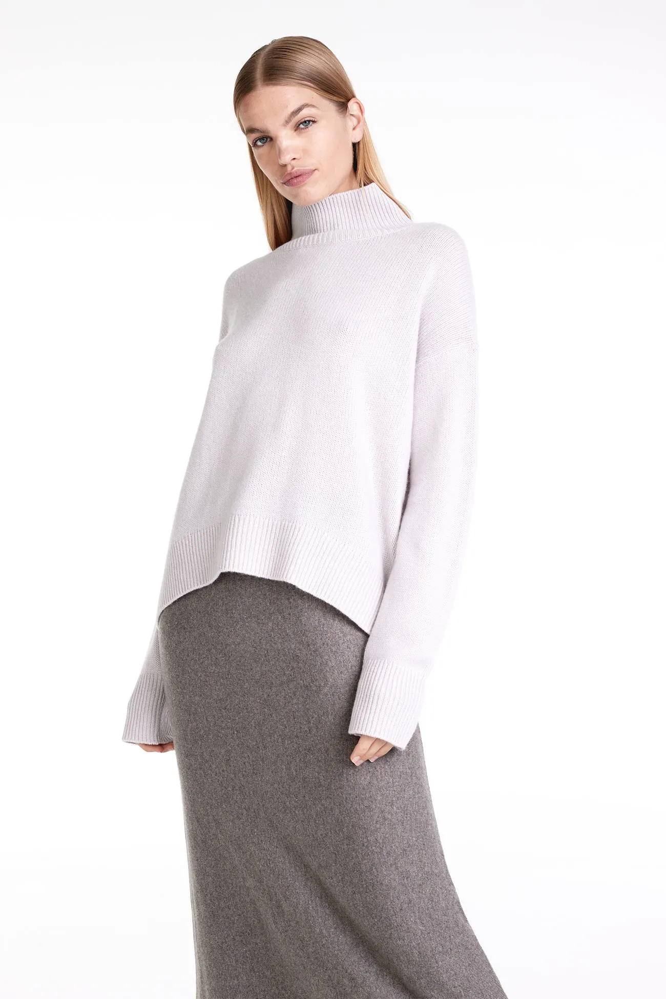 JOSLYN TURTLENECK CASHMERE SWEATER