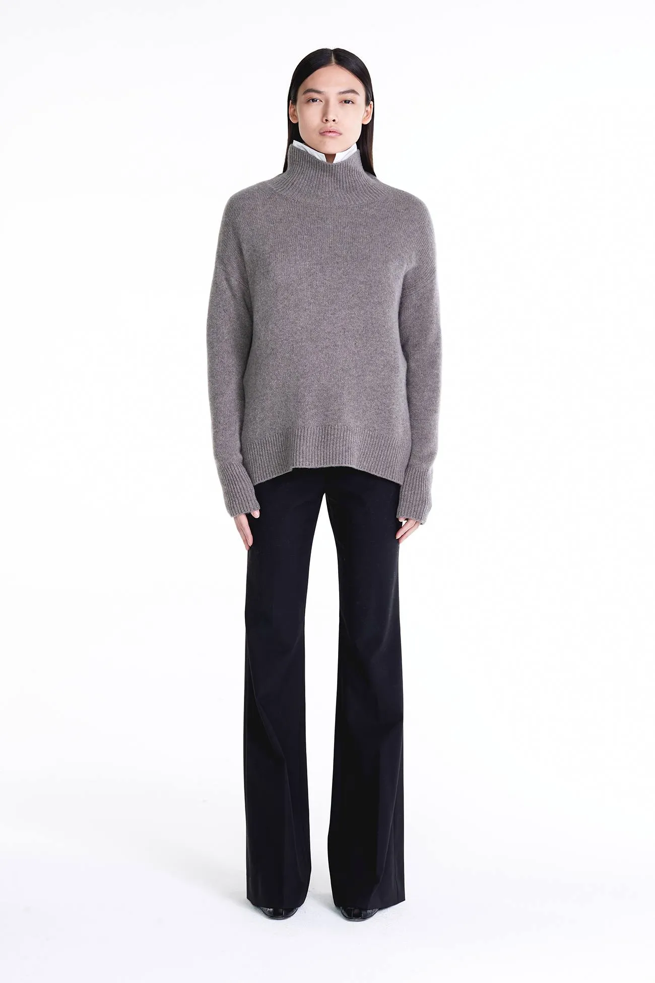 JOSLYN TURTLENECK CASHMERE SWEATER