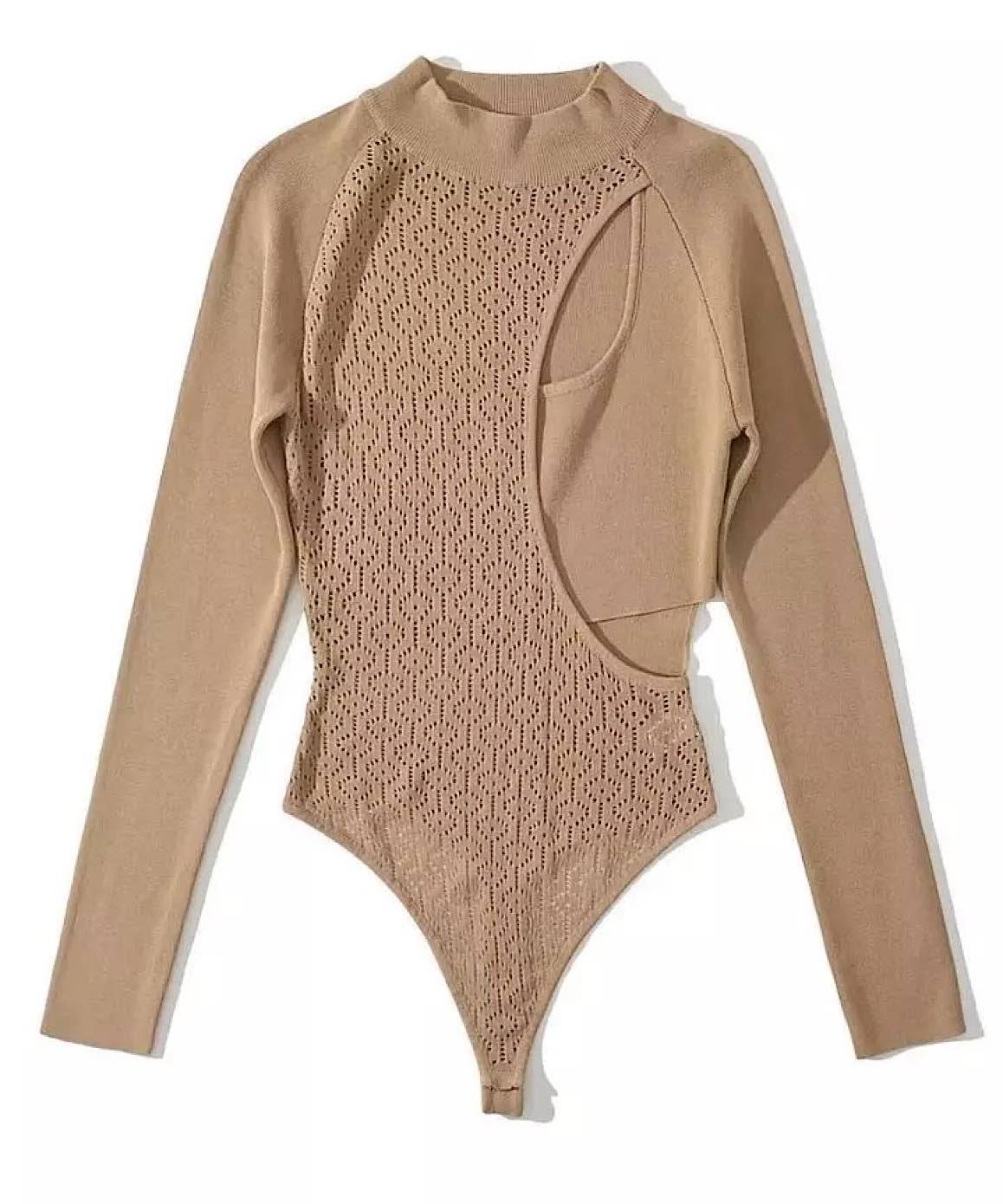 Knitted Pullover Long Sleeve Sweater In Beige