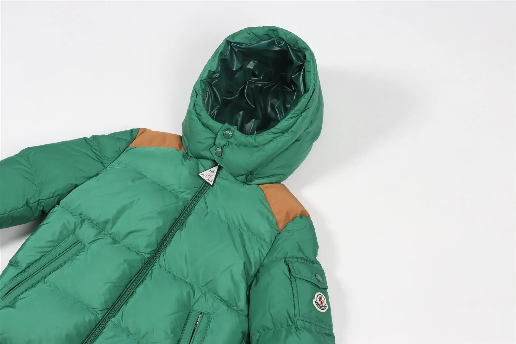 MONCLER GREEN KIDS BOYS PADDED JACKET 10 YEARS