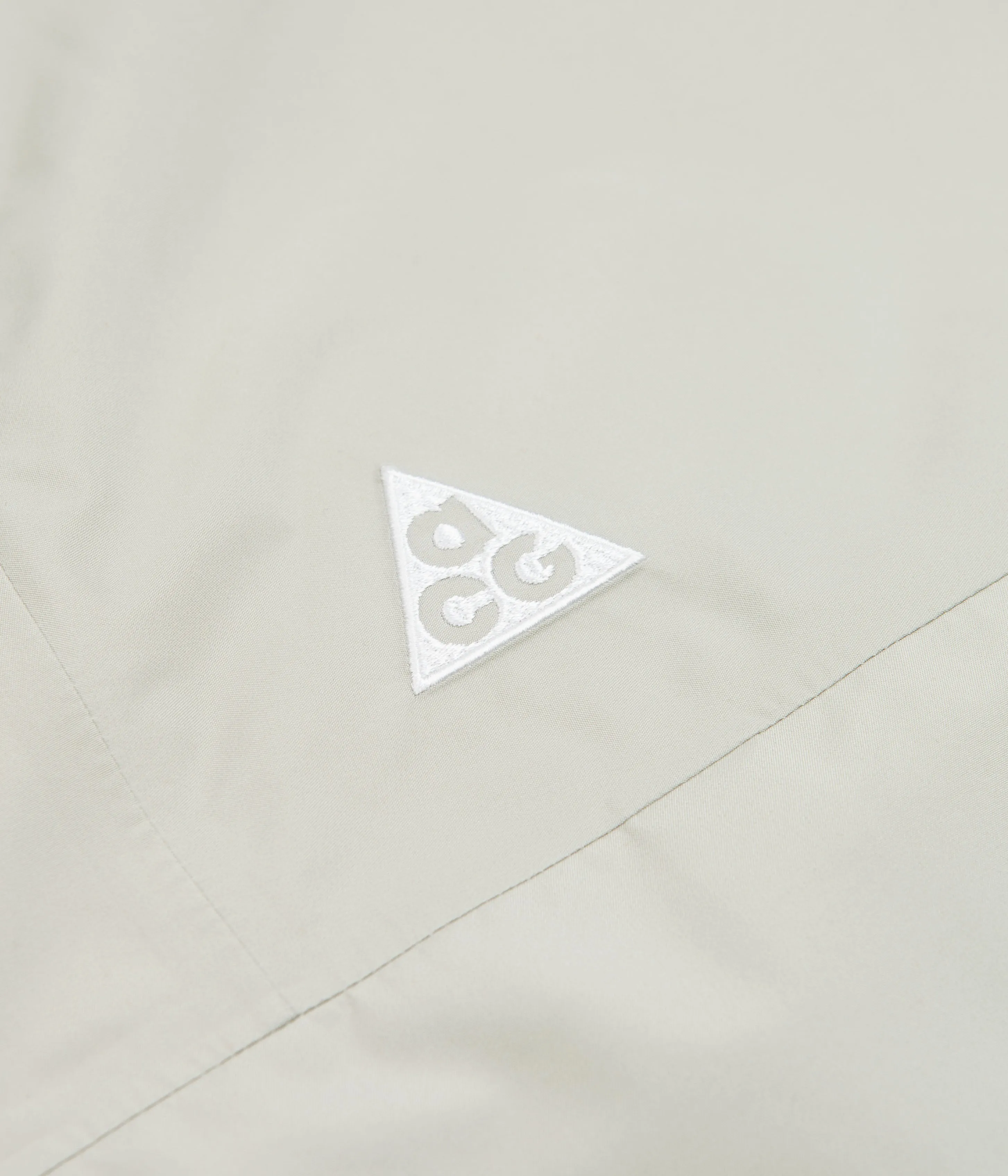 Nike ACG Chain Of Craters Jacket - Light Stone / Light Bone / Summit White