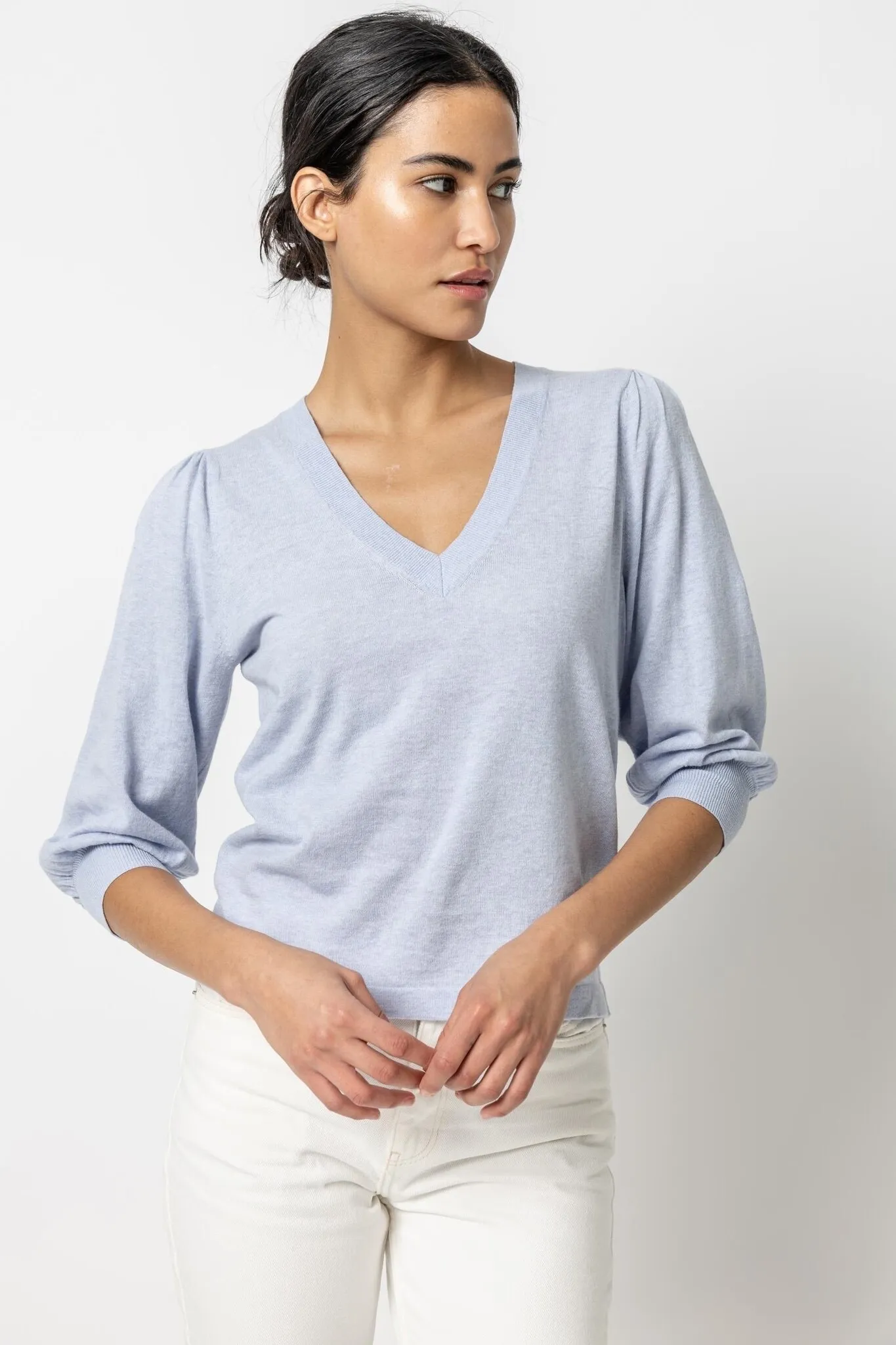 PUFF SLEEVE V-NECK SWEATER