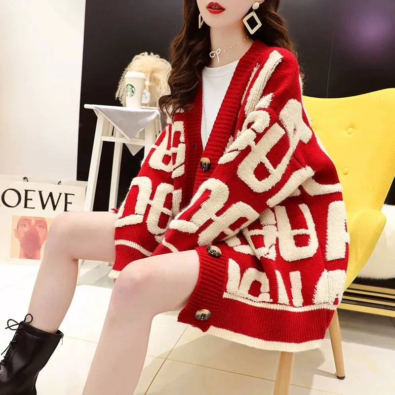 Red sweater cardigan coat for women autumn and winter 2023 new women's loose thickened lazy versatile knitted top