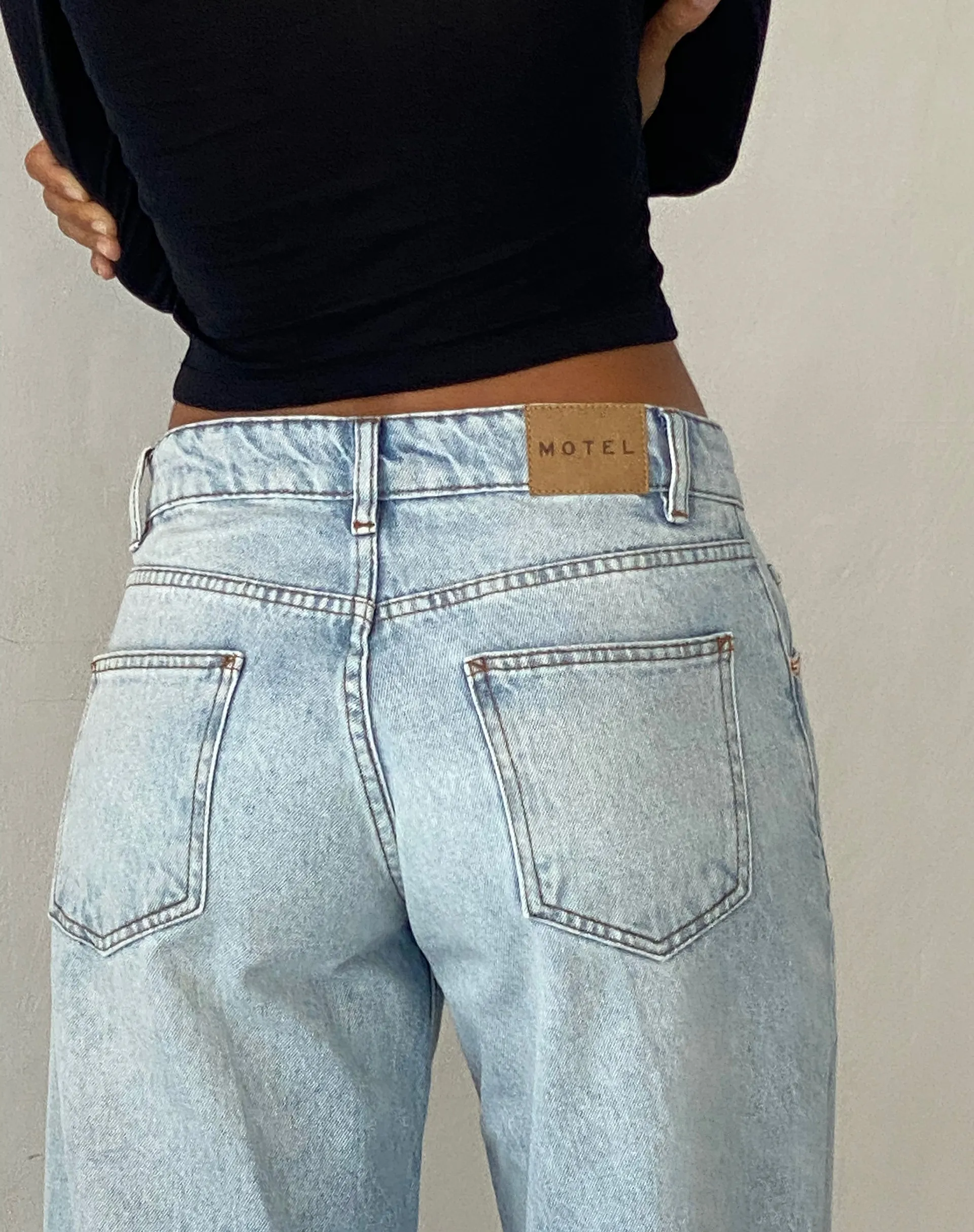 Roomy Extra Wide Low Rise Jeans in Extreme Light Blue Wash