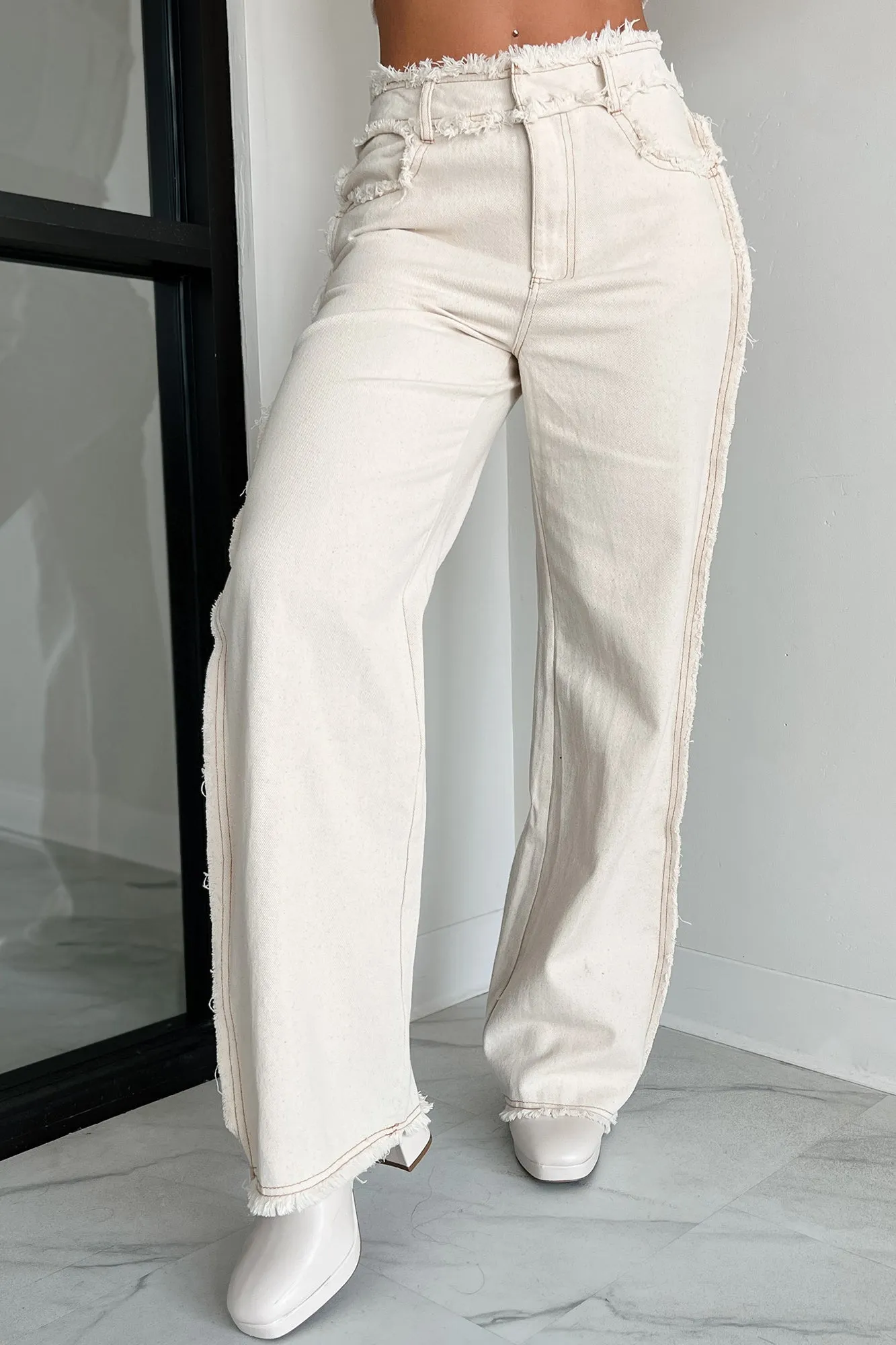 Roswell Frayed Seam Wide Leg Jeans (Off White Denim)