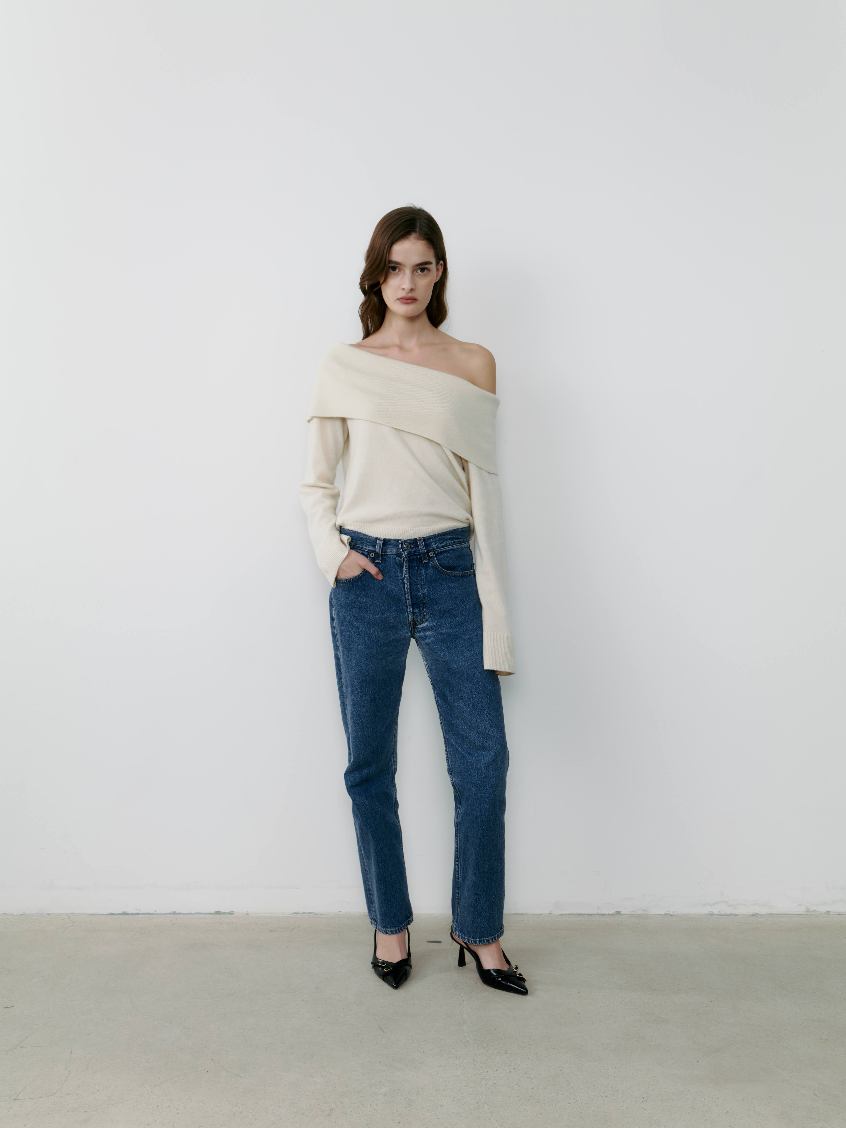 THE CASHMERE OFF SHOULDER - ECO WHITE