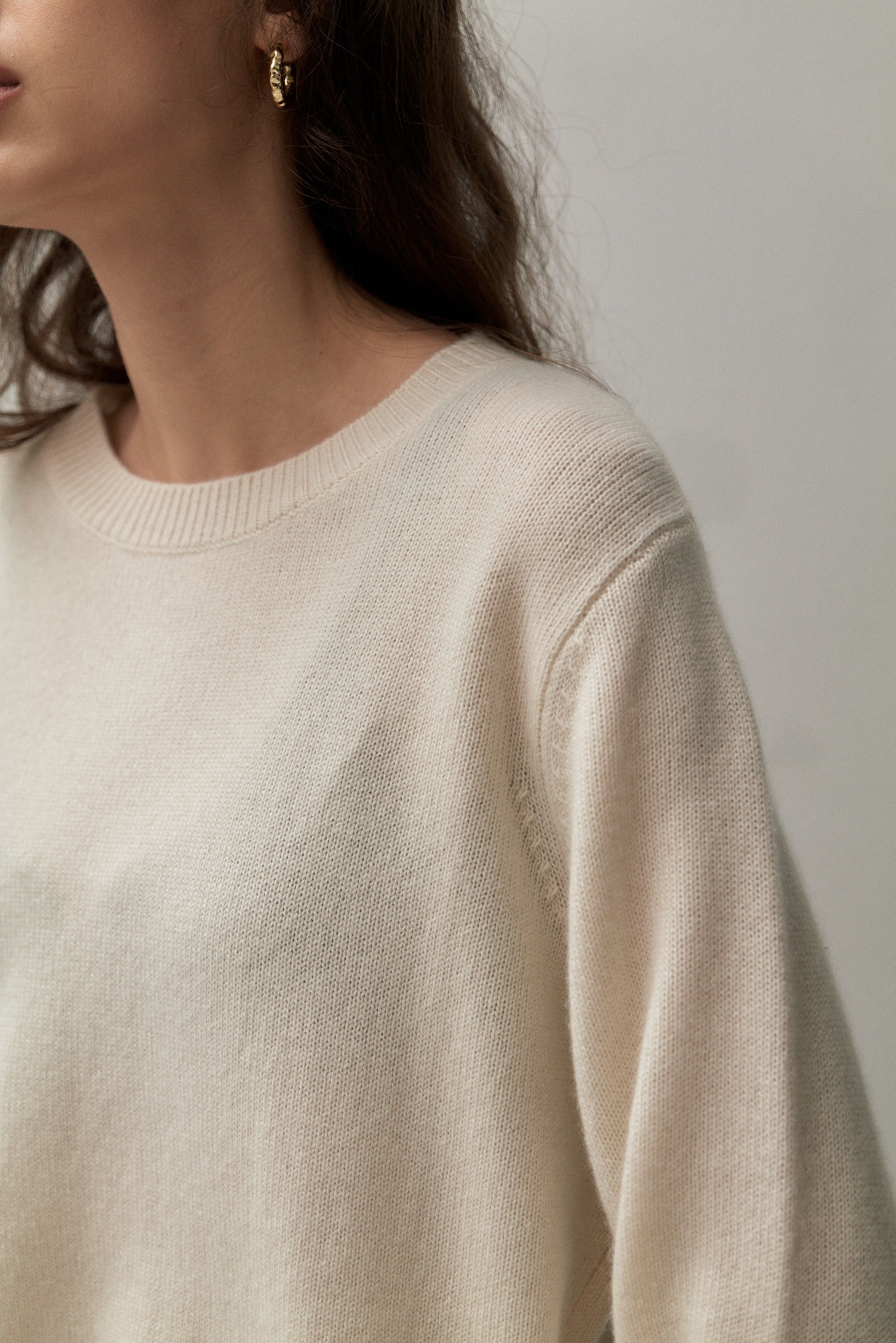 THE CLASSIC CREW SWEATER - ECO WHITE