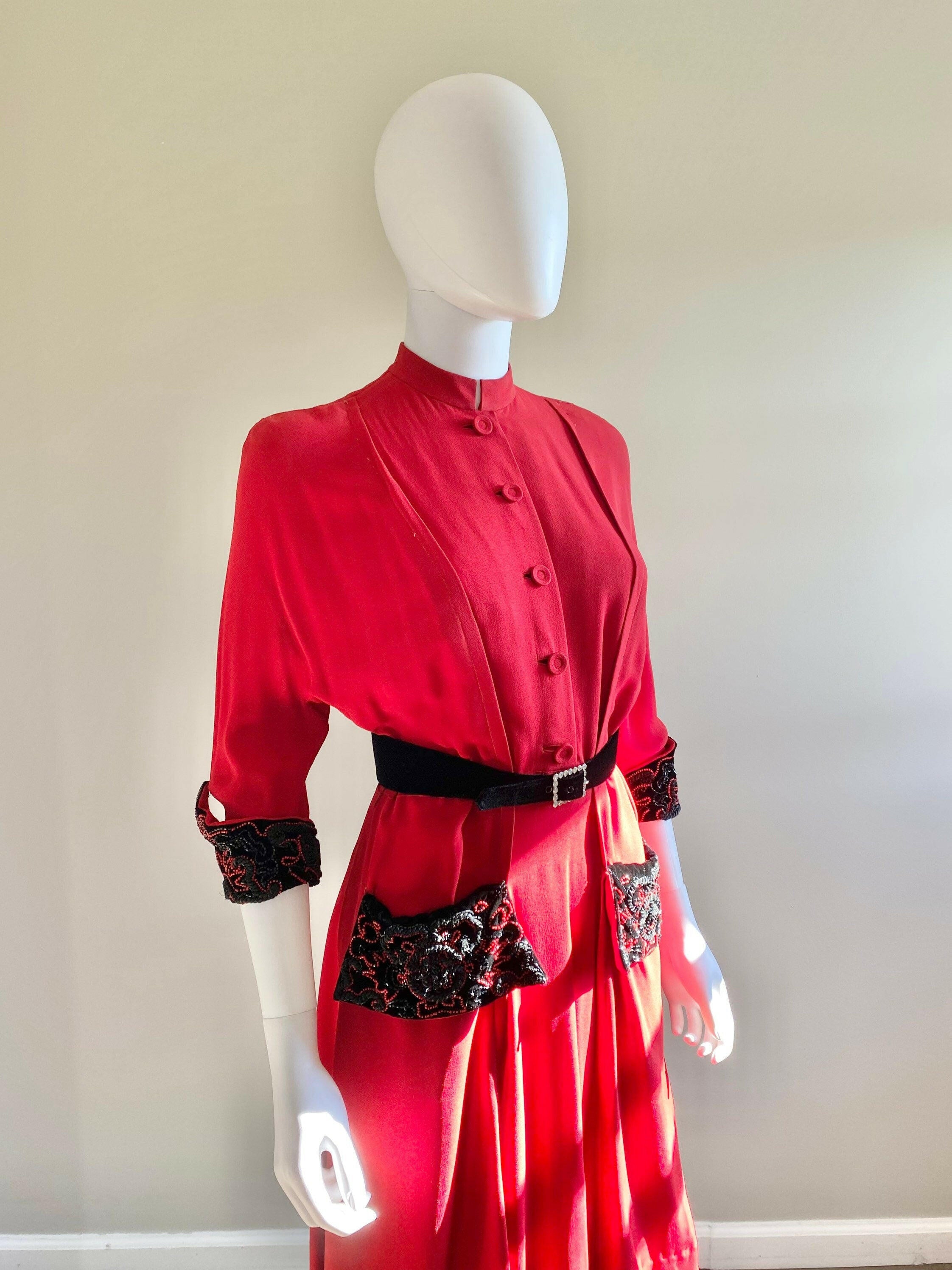 Vintage 1950s Red Rayon Dress / 50s holiday dress Size M